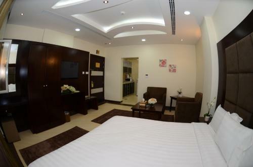 High End Gardens Aparthotel