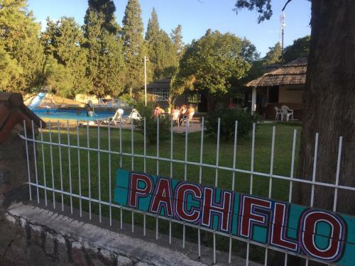 Posada Complejo De Caba�as Pach - Flo