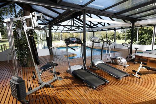 Lodge Acacias Country Club