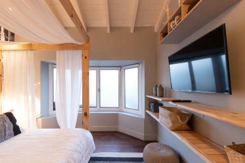 Onas Hostel & Suites