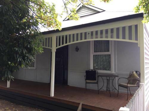 Lucy's Cottage