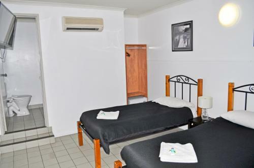 Hotel Airlie Waterfront Accommodation