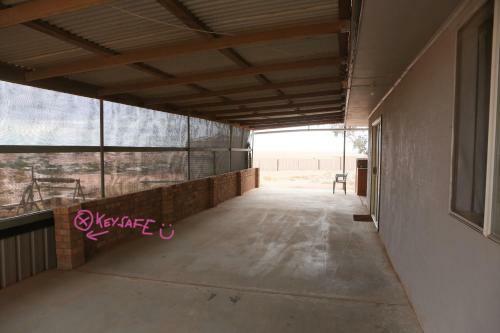 Hostal Breakaway Views Lia Place