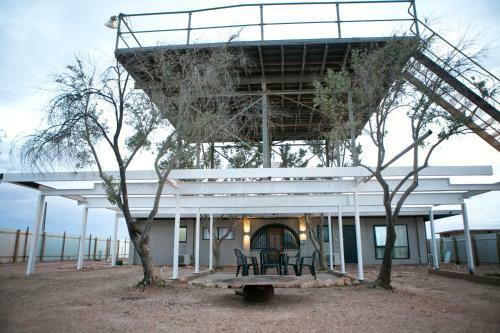 Hostal Breakaway Views Lia Place