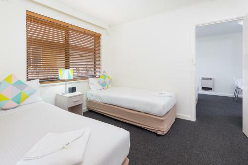 Aparthotel City Edge East Melbourne Apartment Hotel