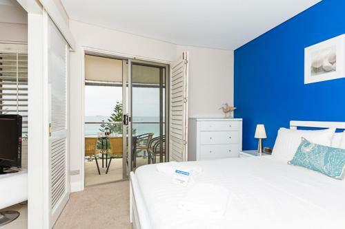 The Big Shell Apartment
