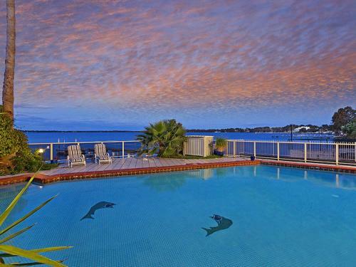 Waterfront Paradise