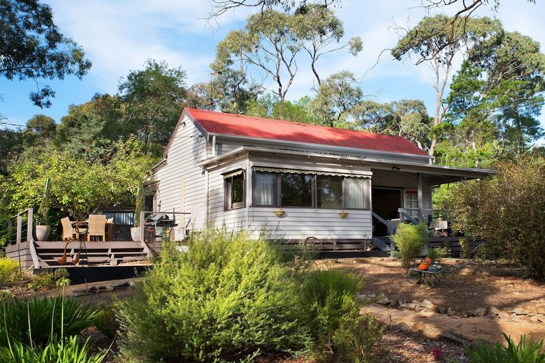 Viola @ Hepburn Springs