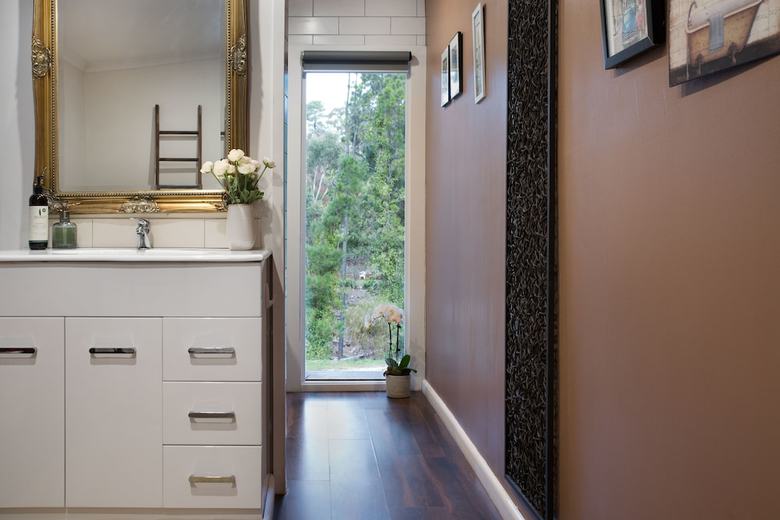 Viola @ Hepburn Springs