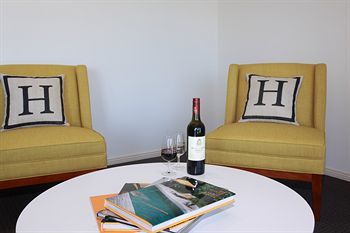 Apartamentos H Boutique Hotel