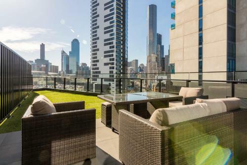 Mj Shortstay Platinum Apartments