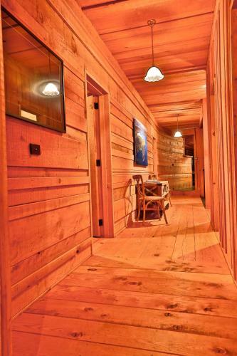 Bruny Lodge