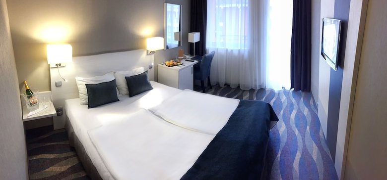 Hotel Azur