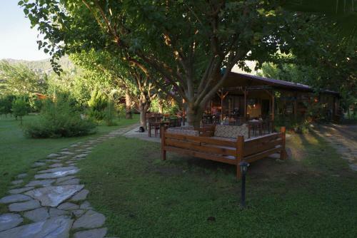 Hostal Ozge Bungalows