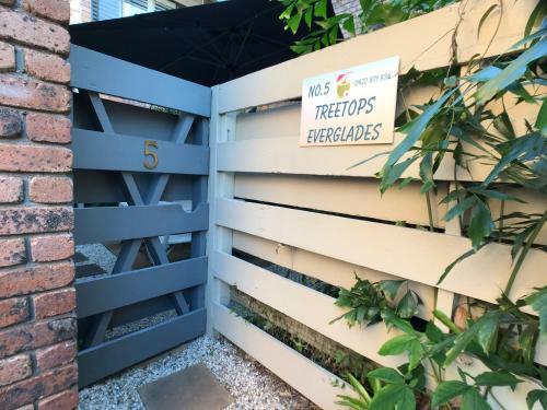 Hostal Treetops Everglades