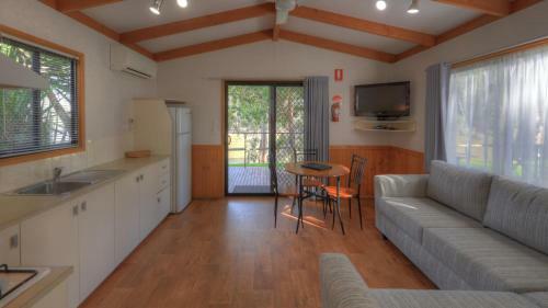 Moama Riverside Holiday Park
