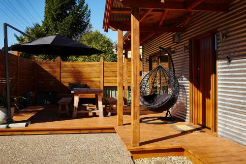 Mountin Hut - Central Bright