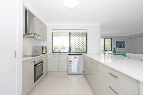 Beach Breeze Holiday House