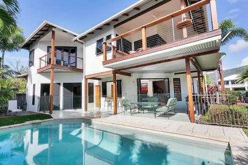 Reeflections Holiday Villas