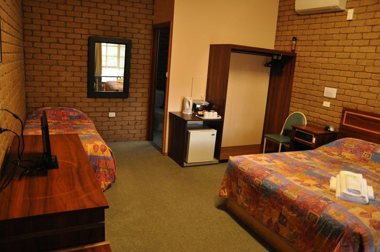 Miner's Retreat Motel