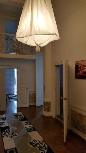 Apartment Neftchilar Prospect 5