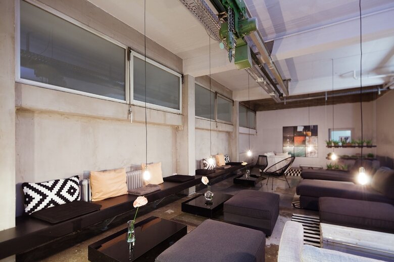 Wallyard Concept Hostel Berlin