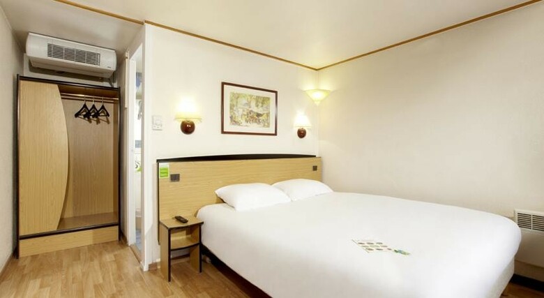 Hotel Campanile Cholet