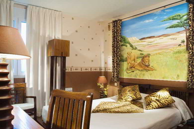 Inter-hotel La Cour Carr�e