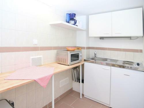 Gorgeous Apartment In Olsberg Near Ski Area