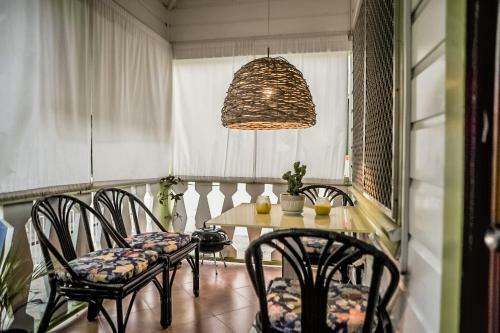 Bed & Breakfast Eko Cozy Guest House