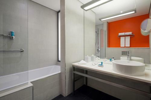 Aloft Dhahran Hotel