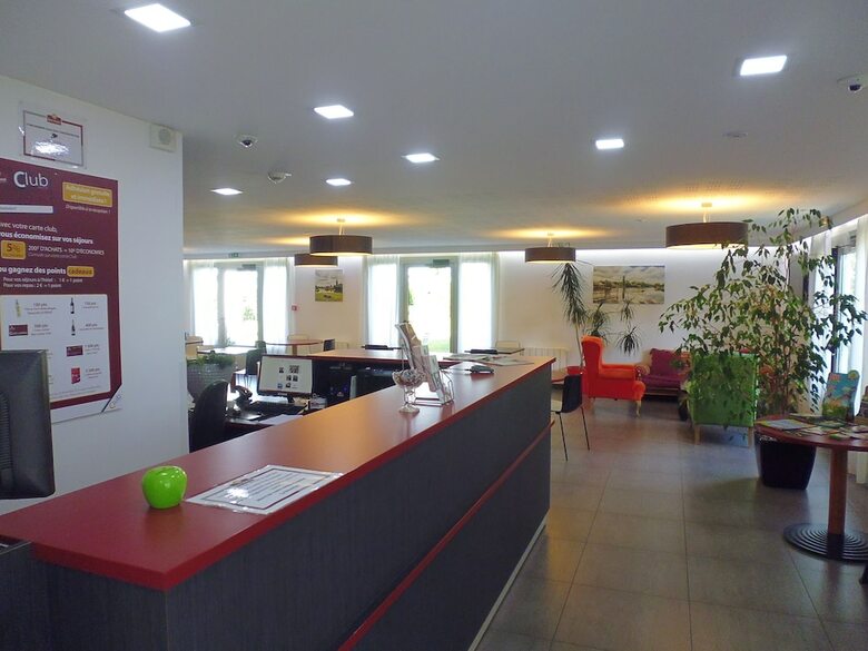 Hotel Campanile Mayenne