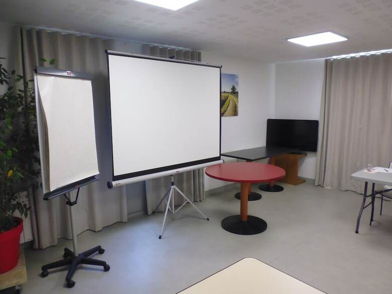 Hotel Campanile Mayenne