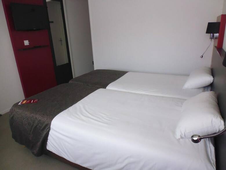 Hotel Campanile Mayenne