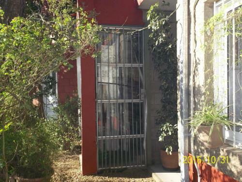 La Casa De Los Pinos