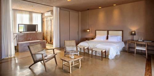 Rosell Boher Lodge
