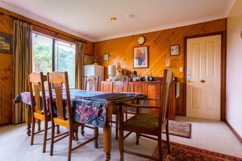 Big Grove Bed & Breakfast