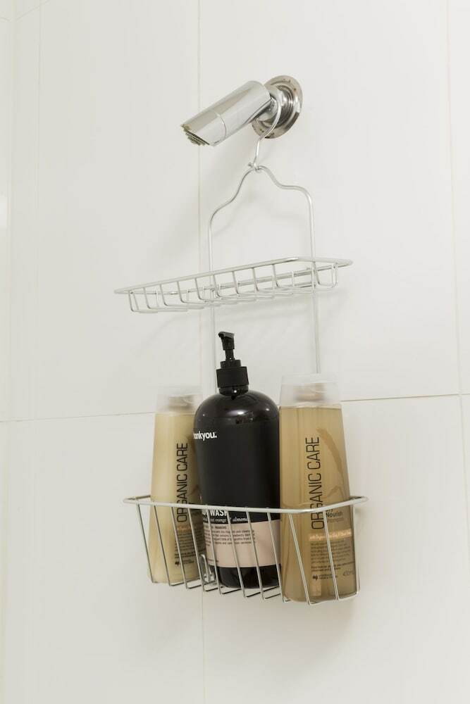 Riverpark - Studio Apartment