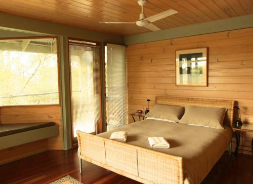 Hostal Bombah Point Eco Cottages
