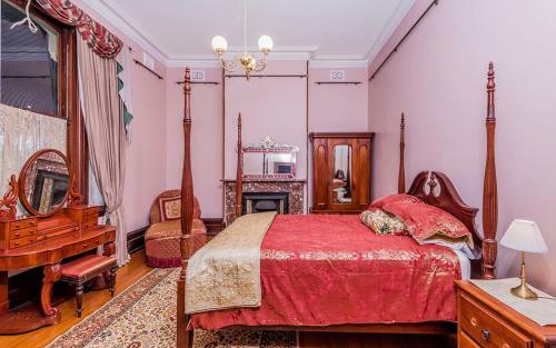 Villa Rosslyn