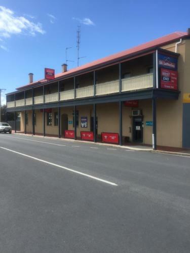 Crown Inn Hotel