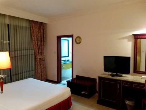 Taj Plaza Hotel