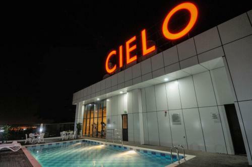 Apartamento Cielo Tower