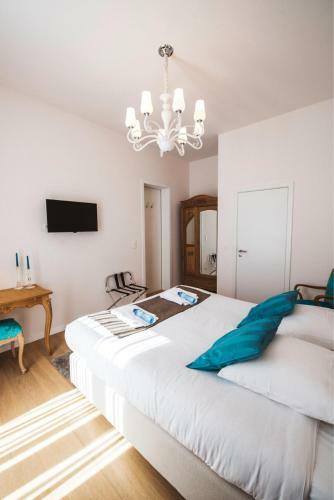 Hostal Red & Breakfast