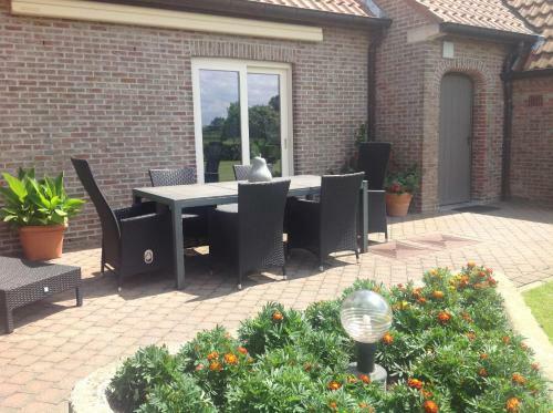 B&B Decoster