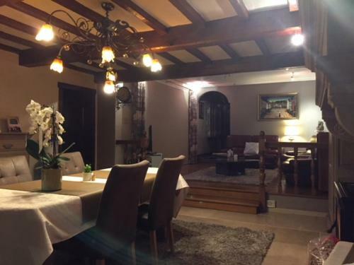 B&B Decoster