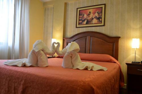 Hotel Cordillera Real