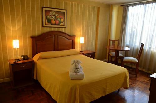 Hotel Cordillera Real
