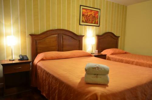 Hotel Cordillera Real