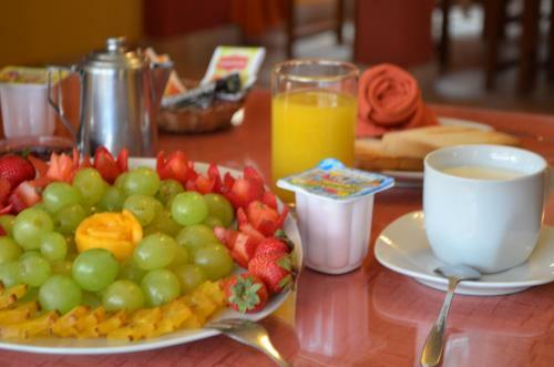 Hotel Cordillera Real